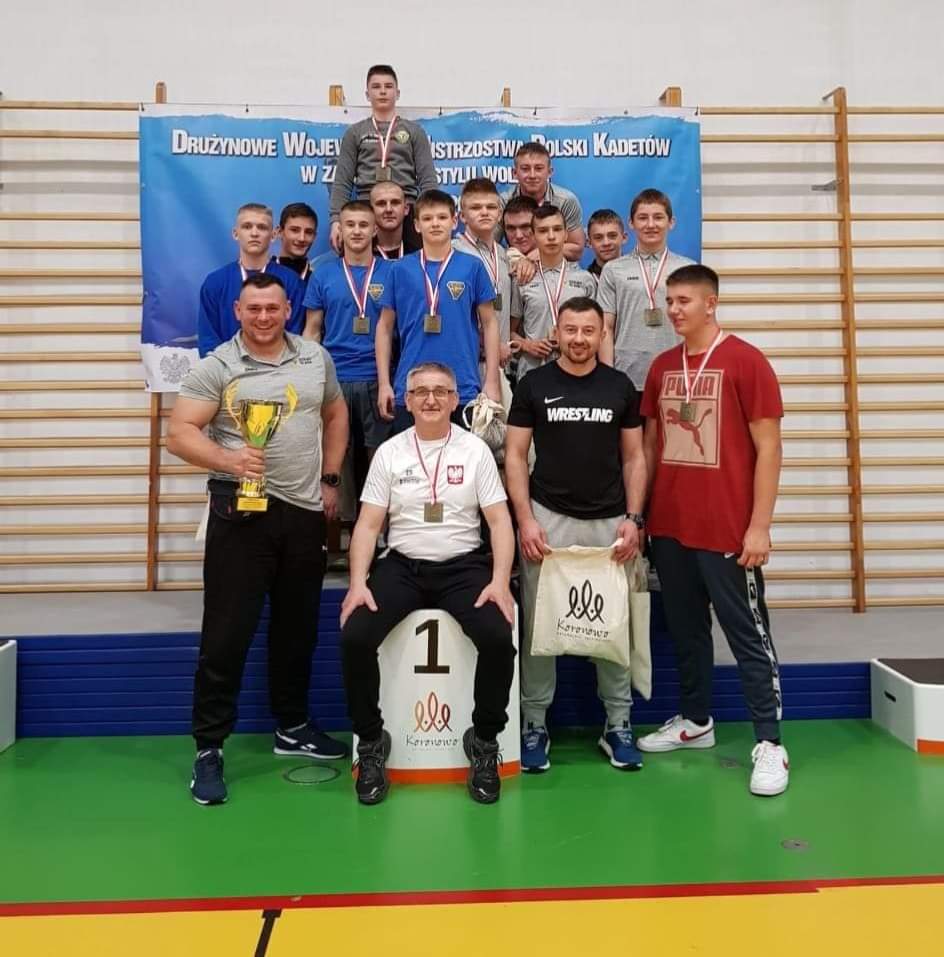 Laureaci mistrzostw na podium