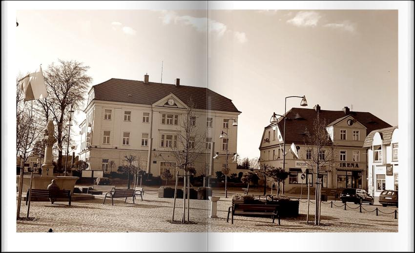 Bielawski Rynek - zdjęcie monochromatyczne