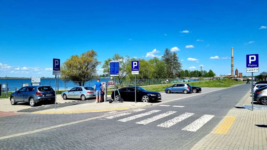 Parkingi wokół Campingu Sudety