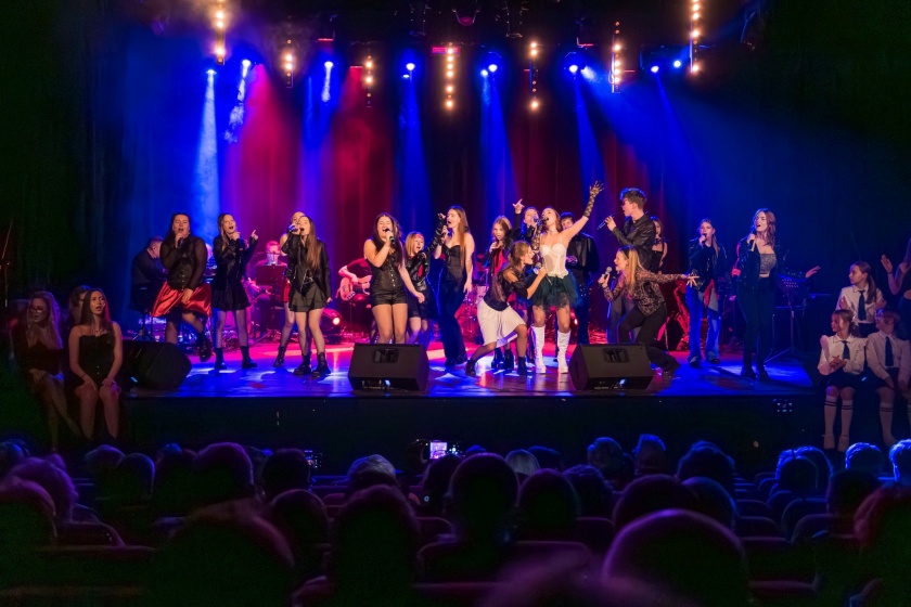 Artyści występujący na scenie