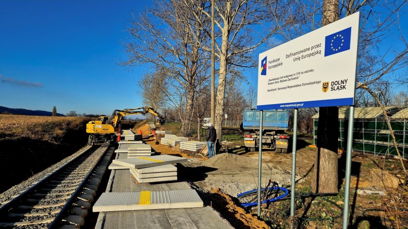 budowa peronu pod przystanek pn. "Bielawa - Camping Sudety”