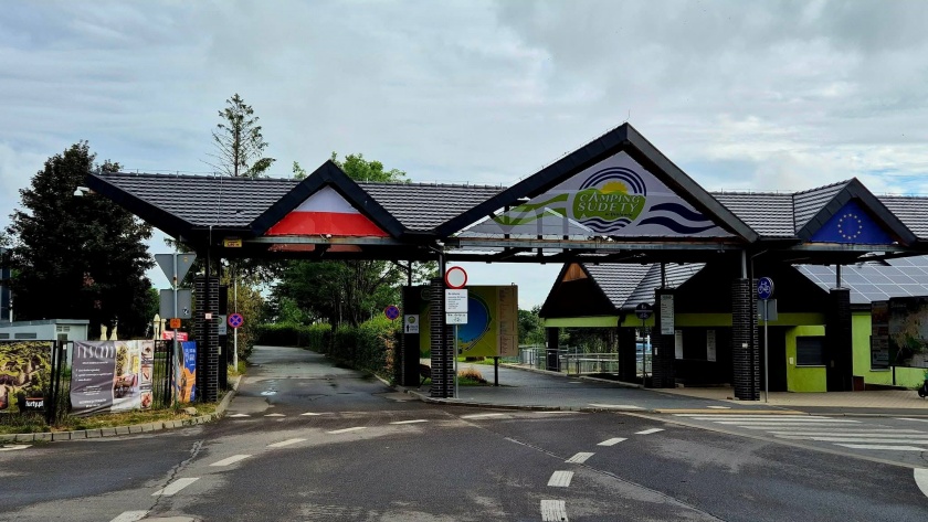 Wejście na Camping Sudety