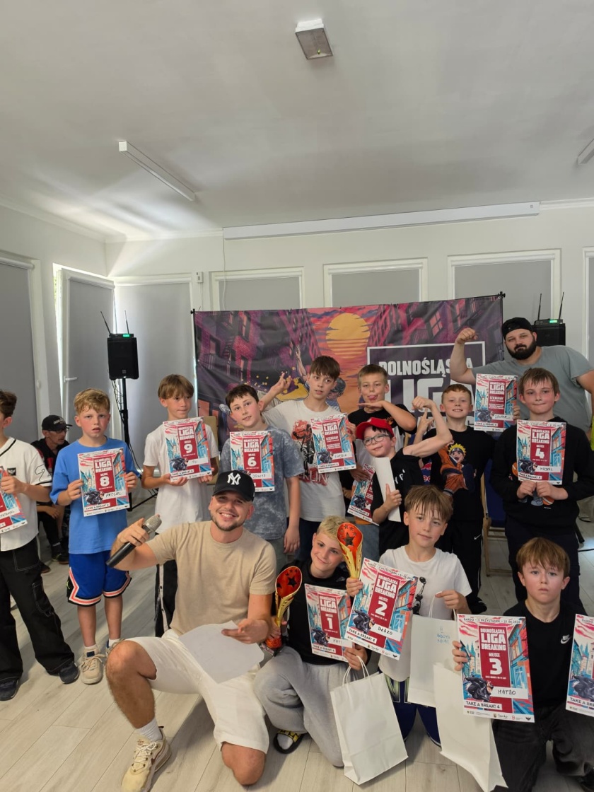 Zawodnicy BWA BREAKERS z nagrodami
